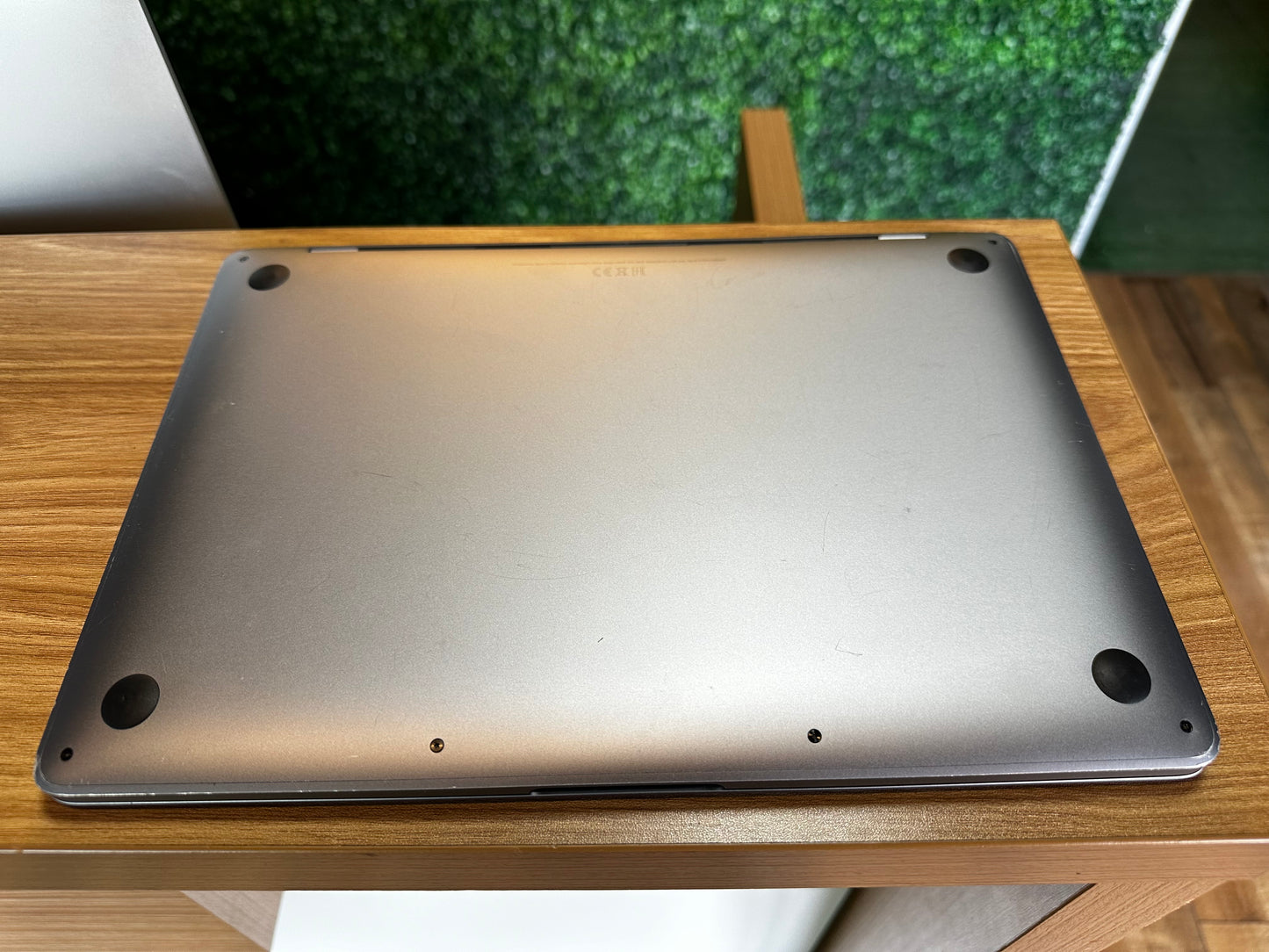 Pre-owned Apple 13" Macbook Pro M1 - A/B-Grade